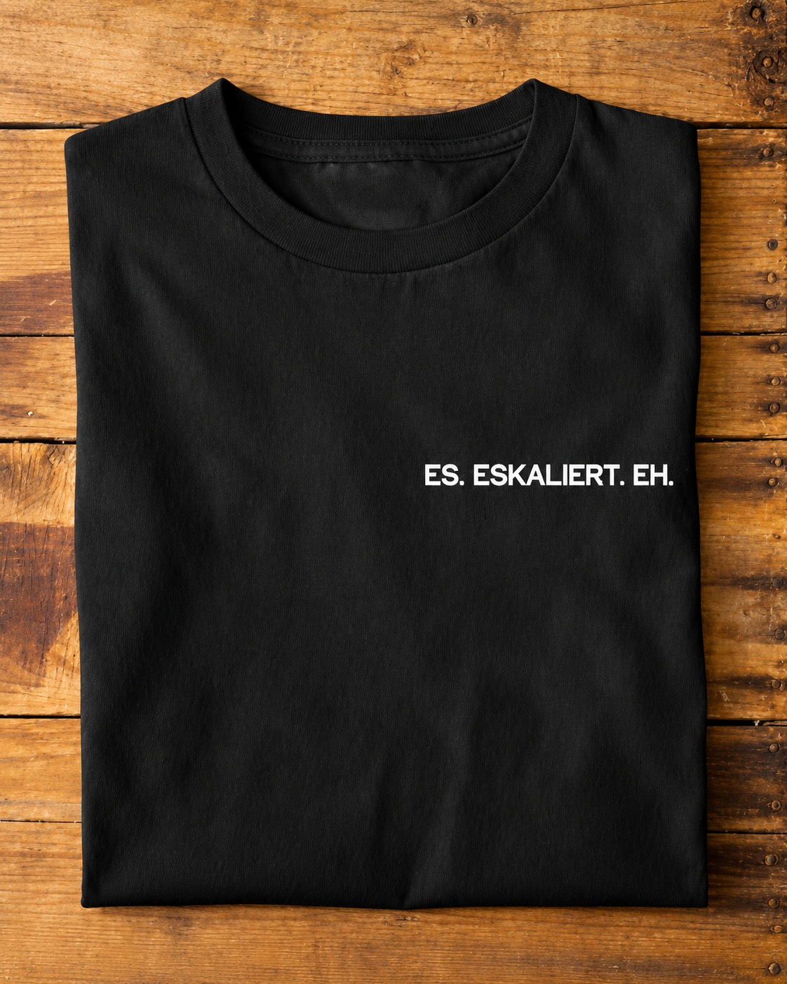 ES.ESKALIERT.EH. T-Shirt