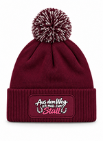 Aus dem Weg ich muss zum Stall - Beanie mit Bommel