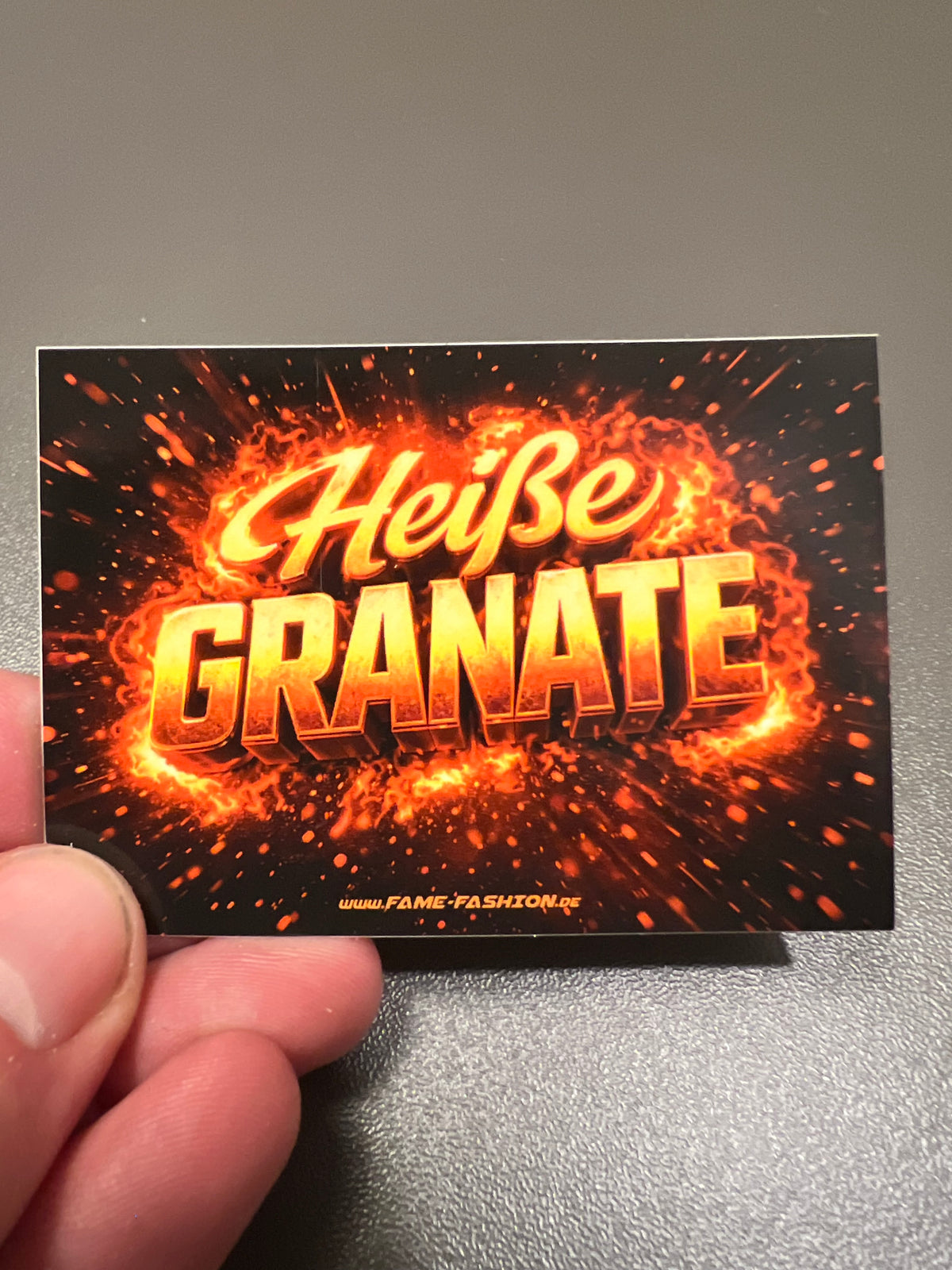 Heiße Granate Malle Sticker